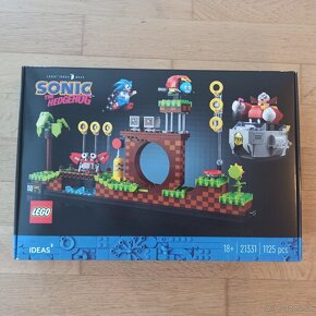 21331 LEGO Ideas Sonic the Hedgehog - Green Hill Zone - 3