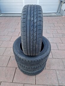 215/60r17 sada zimna - 3