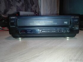 VHS videoprehrávače a videorekordéry. AIWA. JVC. Panasonic. - 3