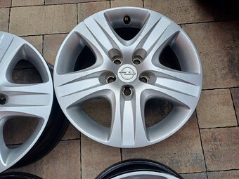 plech.disky s puklicami Opel--61/2Jx16-ET-39---5x110 - 3