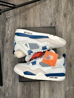 Air Jordan 4 - 3