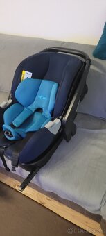 Autosedačka + isofix - 3