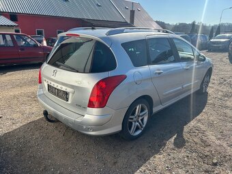 Peugeot 308SW 1,6 16v 88KW 5FS prodám díly z vozu - 3