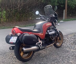 Honda ST 1100 - 3