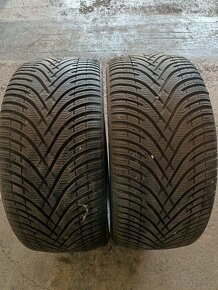 235/40 R18 zimne - 3