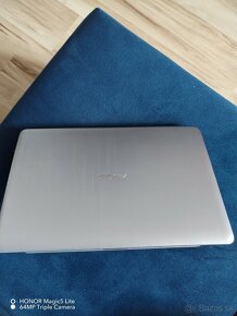 Asus vivobook - 3