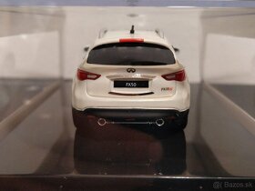 Infiniti FX 1:43 model auta nissan autoart - 3