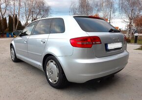 Audi A3 Sportback 1.6 75KW,benzin, Attraction Premium - 3