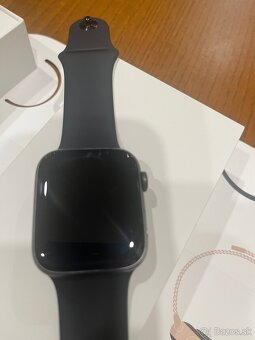 Apple watch series 5 - 3