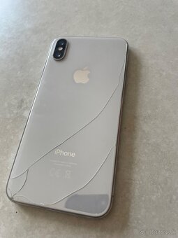 iPhone X 100% batérie - 3