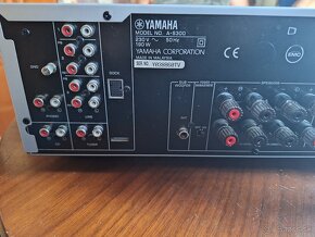 YAMAHA S300 - 3