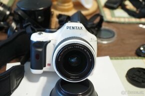 Pentax  k-x - 3