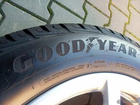 Zimné pneu Goodyear Ultragrip 235/55 R18 XL - 3