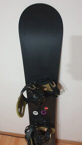 Predám snowboard zn. Nitro Fate 152cm - 3