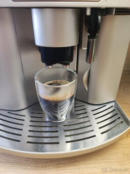 DeLonghi kávovar - 3