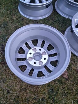 14" alu NISSAN NV 200 + TPMS originál. - 3