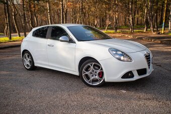 Alfa Romeo Giulietta 1.4 T MultiAir Distinctive ZNÍŽENÁ CENA - 3