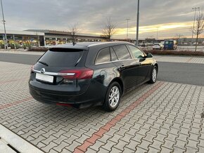 Opel Insignia 2.0 CDTi 88kw NAVI LED digi klima - 3
