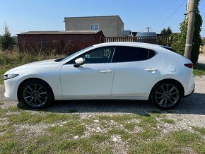 Mazda 3 2.0 Skyactiv Benzín + HEV - 3