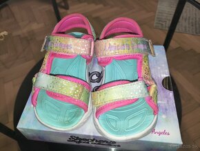 Skechers blikajuce sandale velkost 24 - 3