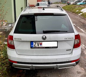 Skoda octavia scout 4x4 135kW automat - 3