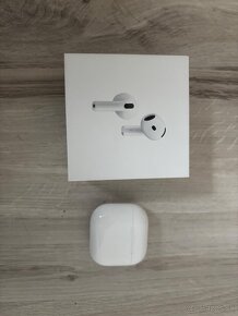 AirPods 4 s potlačením hluku - 3