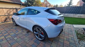 OPEL ASTRA J GTC 132KW 2011 - 3