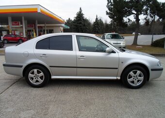 Škoda Octavia 1.6 Ambiente - 3