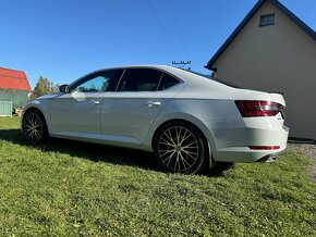 Škoda Superb 2.0 TDi - 3