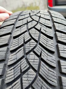 Zimné pne Goodyear 225/50 R17 94H - 3