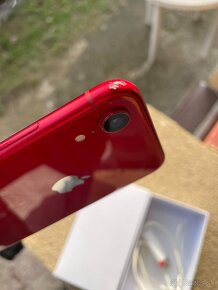 Iphone xr - 3