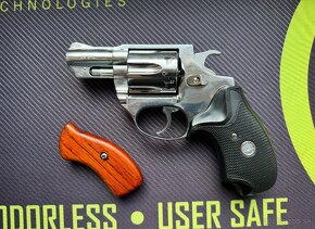 Predám revolver Astra Inox .38 Special - 3