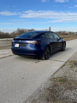 Tesla Model 3 Long Range AWD - 3