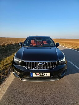 Volvo xc 40 - 3