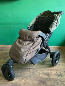 Britax B - Motion 3 plus + vajíčko a príslušenstvo - 3