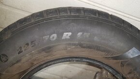 Predám 3ks zimné pneu 225/70 R15 C - 3