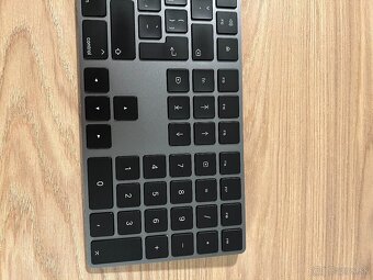 Predám klávesnicu Apple Magic Keyboard Space Grey - 3