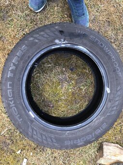 nokian 215/60R16 - 3