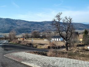 Na predaj pozemok vhodný na výstavbu chaty, rekreačné účely - 3