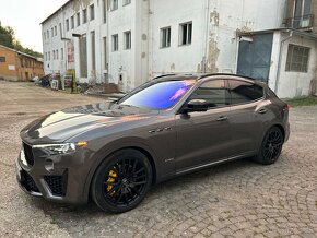 Maserati Levante - 3