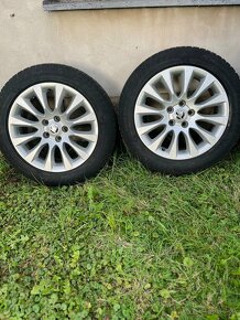 Laurel škoda r17 5x112 215/55 r17 zimné pneumatiky - 3