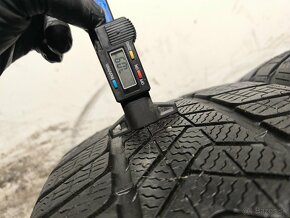 235/35 R20 Zimné pneumatiky Pirelli Sottozero 2 kusy - 3