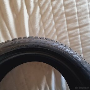 Sada zimne pneu Pirelli Sottozero 3 245/45 R18 100V M+S - 3