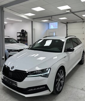 Skoda Superb Sportline 2.0TDI 147Kw 4x4 Matrix/Black Packet - 3