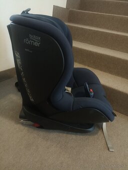 BRITAX RÖMER Trifix2 Autosedacka - 3