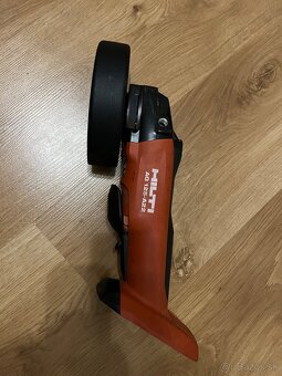 Hilti - 3