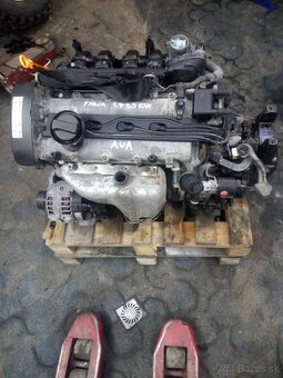 Motor 1.4 . 16V. AUA - 3