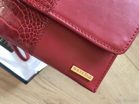 mala červená clutch kabelka Nateiss - 3