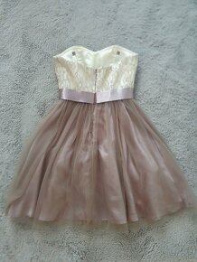 Bezramienkové šaty AMISU Glamour Collection - 3