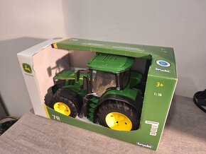 Bruder John Deer 7R 350 - 3